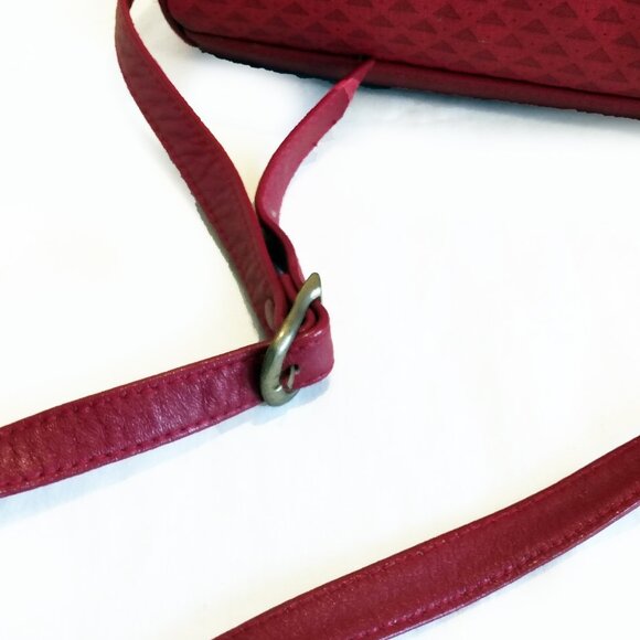 Vintage 1980;s Liz Claiborne-Red Triangle Logo-Crossbody Bag - Picture 11 of 15